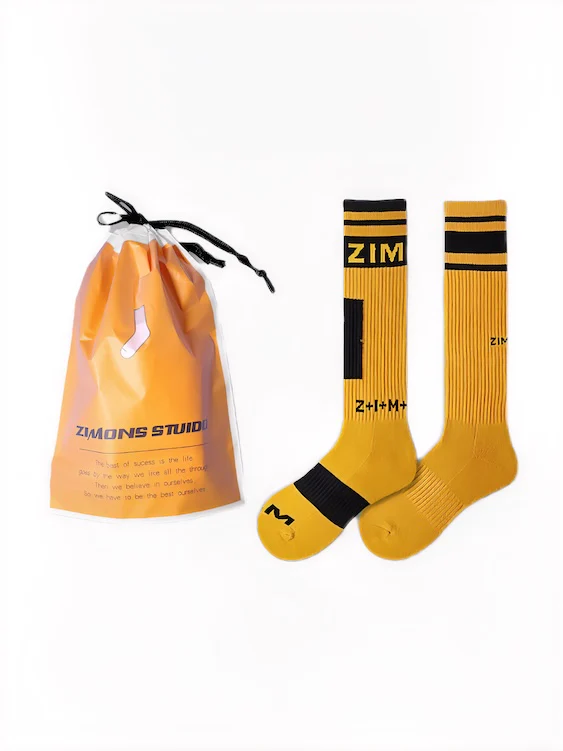 2 Pairs Men's Yellow Football Socks - Image 4
