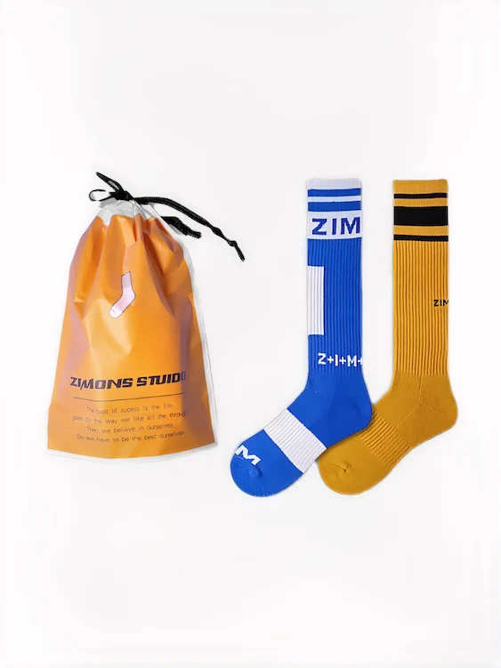 2 Pairs Men's Yellow Football Socks - Image 6