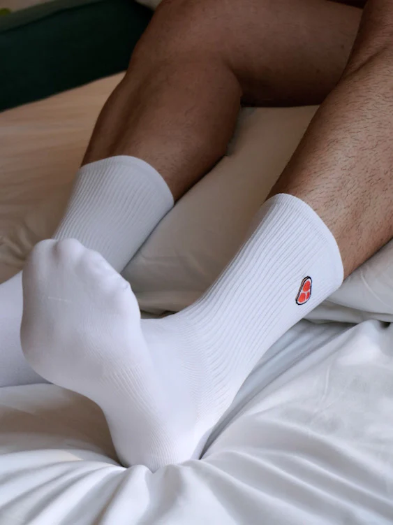 Bacon-printed white Crew socks - Image 2