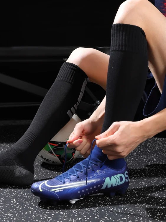 Men's Sporty Thigh-High Socks with Protection - Image 5