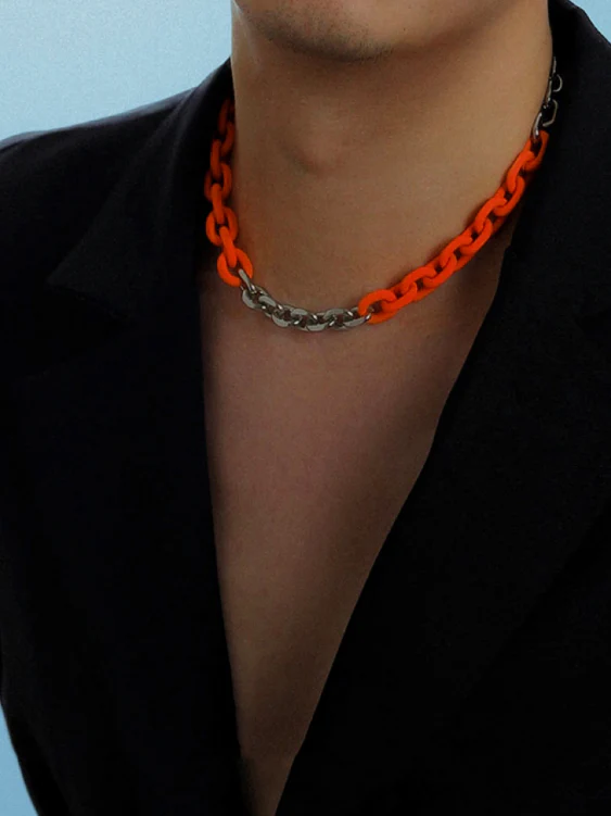 Resin and Titanium Steel Necklace - Image 2