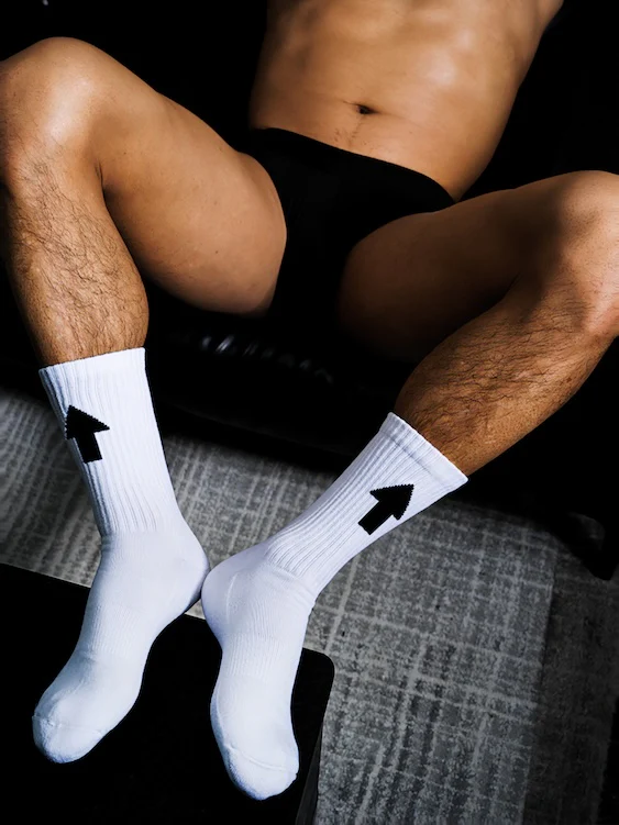 TOP Arrow Thick White Crew Socks - Image 4